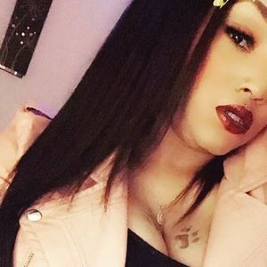 Meet your Posher, Teefy